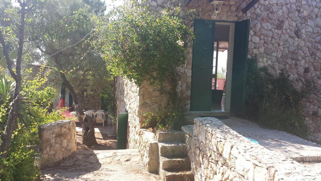Villa Minteco Patù Buitenkant foto